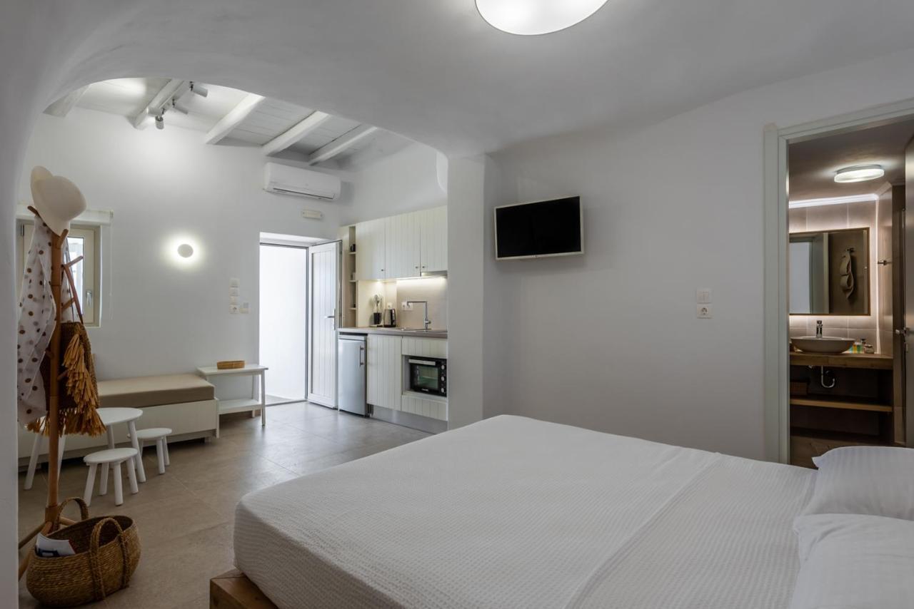 Anemi Suites Adamantas  Exterior foto